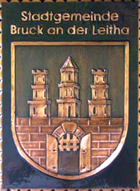              Kupferbild                    Gemeindewappen                  Stadtgemeinde                        Bruck an der Leitha                                                                                             jedes Bild ein "Unikat"
 Kupferrelief  Handarbeit