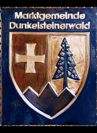              Kupferbild                   Gemeindewappen             Marktgemeinde                     Dunkelsteinerwald                                                          jedes Bild ein "Unikat"
 Kupferrelief  Handarbeit