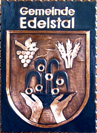                      Kupferbild                                   Gemeindewappen  Gemeinde 
                  Edelstal an der  Triesting                                                                        jedes Bild ein "Unikat"
 Kupferrelief  Handarbeit