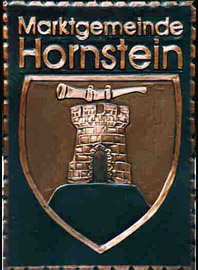                         Kupferbild                            
Gemeindewappen          
   Marktgemeinde Hornstein                                             
   Bezirk Eisenstadt-Umgebung                            
   Burgenland                                       jedes Bild ein "Unikat"
 Kupferrelief  Handarbeit