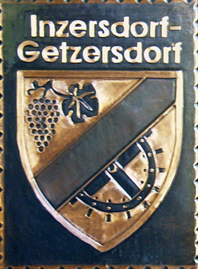                                                                              Gemeindewappen                   
Gemeinde Inzersdorf Getzersdorf                         
Sankt Pölten-Land                                  Niederösterreich                                                              
                       
jedes Bild ein "Unikat"
 Kupferrelief  Handarbeit