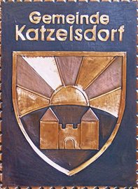                                                                              Gemeindewappen                       
Gemeinde Katzelsdorf                              
                                      Niederösterreich                                                        
                       
jedes Bild ein "Unikat"
 Kupferrelief  Handarbeit