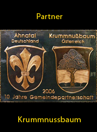                                                                      Gemeindepartnerschaft                 
               Ahnatal                                        Krummnußbaum           
                                       Niederösterreich 
                                                                         Kupferrelief 
als besonderes Geschenk
  jedes Bild ein "Unikat"
          Handarbeit 