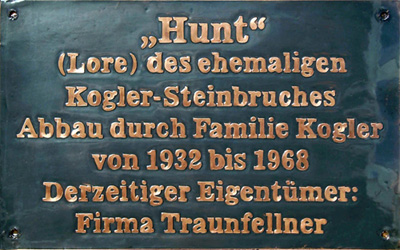                                                                    
Gemeindewappen                      
 Lilienfeld Hunt Lore    Kupferreliefbild  
                                            
                                                                                 jedes Bild ein "Unikat"
 Kupferrelief  Handarbeit