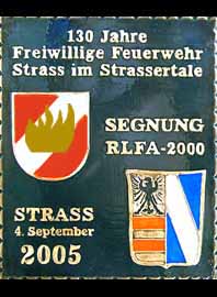                                                                    
Gemeindewappen  Kupferbild Kupferrelief 
               

Marktgemeinde Straß im Straßertale  
  Feuerwehr Fahrzeugsegnung           
Niederösterreich                                   
 

                                                            jedes Bild ein "Unikat"
 Kupferrelief  Handarbeit