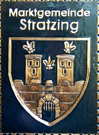                                                                    
Gemeindewappen
                 

Marktgemeinde Stratzing                    
Bezirk Krems-Land           
Niederösterreich                                   
 

                                                            jedes Bild ein "Unikat"
 Kupferrelief  Handarbeit