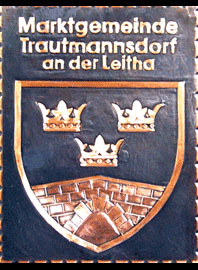            
Kupferbild            
Gemeindewappen           
   Marktgemeinde     Trautmannsdorf an der Leitha   im Bezirk Bruck an der Leitha   Niederösterreich                                                               jedes Bild ein "Unikat"
 Kupferrelief  Handarbeit