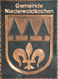                                                                    
Gemeindewappen                      
 Marktgemeinde
Niederwaldkirchen   Oberösterreich 
                             
  
                               Marktgemeinde
    Bezirk  	Rohrbach                             
  Oberösterreich                                                                           jedes Bild ein "Unikat"
 Kupferrelief  Handarbeit