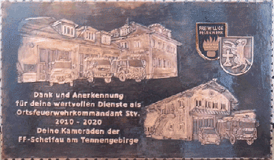                                                                                                            
                     
 Kupferbild  
  Gemeindewappen                                                     
             
 Scheffau am Tennengebirge                                                                
Bezirk Hallein      Salzburg
                                                                          jedes Bild ein "Unikat"
 Kupferrelief  Handarbeit                                                                                                                                                                                                                                                                                                                                                                                                                                                                                                                                                                                                                                                                                                                                                                                                                                                                                                                                                                                                                                                                                                                                                                                                                                                                                                                                                                                                                                                                                                                                                                                                                                                                                                                                                                                                                                                                                                                                       ;  