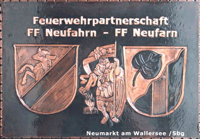            Kupferbild            Gemeindewappen           
Stadt Neumarkt am Wallersee   Feuerwehr Neufahrn
Salzburg                                                              jedes Bild ein "Unikat"
 Kupferrelief  Handarbeit