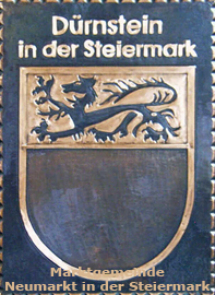                                                           
Gemeindewappen                          
Gemeinde 	Dürnstein in der Steiermark                                                                           
Marktgemeinde Neumarkt in der Steiermark   ist seit Jahresbeginn 2015 zusammen gelegt mit den  Gemeinden  Dürnstein in der Steiermark, Neumarkt in Steiermark, Kulm am Zirbitz, Mariahof, Perchau am Sattel, Sankt Marein bei Neumarkt und Zeutschach  
    Bezirk Murau  Steiermark  
                                                                                                          Bezirk Murau       
                                            
 Steiermark                                                                               jedes Bild ein "Unikat"
 Kupferrelief  Handarbeit