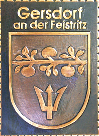                                                            
Gemeindewappen                
Gemeinde Gersdorf an der Feistritz                                                                      
                               Bezirk Weiz              
 Steiermark                                                                       jedes Bild ein "Unikat"
 Kupferrelief  Handarbeit