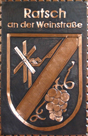                                                                   
Gemeindewappen in Kupfer                      
 Ratsch an der Weinstrasse 
                                Bezirk Leibnitz              
 Steiermark                                                                               jedes Bild ein "Unikat"
 Kupferrelief  Handarbeit