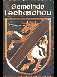                                                                    Gemeindewappen                           
 Gemeinde  Lechaschau Tirol 
                   
  Bezirk Reutte in Tirol 
                                                                               
  jedes Bild ein "Unikat"             
 Kupferrelief  Handarbeit