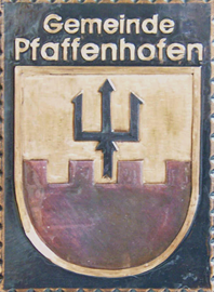                                                                    
Gemeindewappen                            Gemeinde Pfaffenhofen                                                      
Tirol                                                                  jedes Bild ein "Unikat"
 Kupferrelief  Handarbeit
