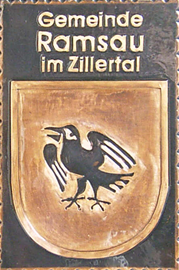                                                                   
Gemeindewappen                             Gemeinde Ramsau im Zillertal  
                    
 Bezirk   Schwaz   Tirol 
                                                     
                                                                  jedes Bild ein "Unikat"
 Kupferrelief  Handarbeit