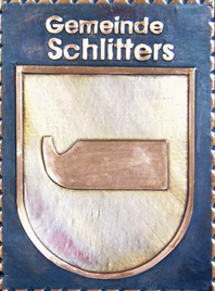                                                                    
Gemeindewappen                                  Gemeinde Schlitters  
                    
 Bezirk Schwaz 
                                      
Tirol                                                                   jedes Bild ein "Unikat"
 Kupferrelief  Handarbeit