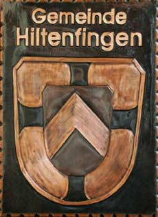                             
	                                     
	      Gemeindewappen Kupferbild                   Hiltenfingen Schwaben                      
	   Landkreis  	Augsburg                                                                           
	   jedes Bild ein " Unikat "
 Kupferrelief  Handarbeit  